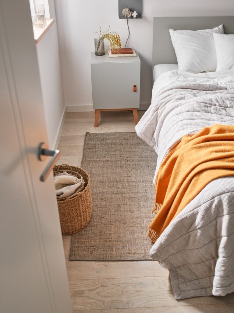 Sypialnia po remoncie – jak wybrać meble, które poprawią komfort snu?